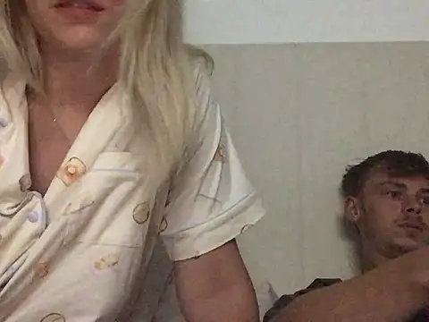 BrokenRomantic online show from July 19, 9:07 pm