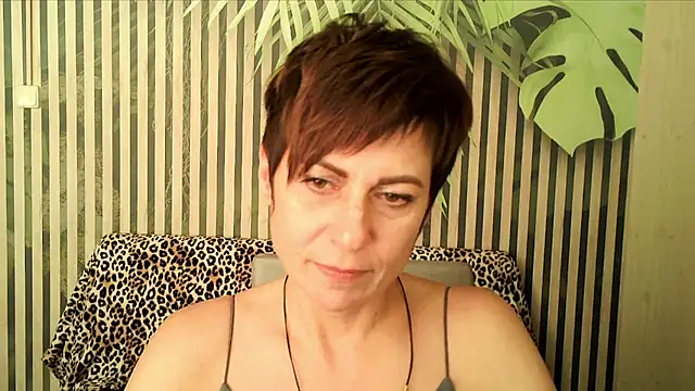 Ashley Brookss online show from October 1, 1:28 pm