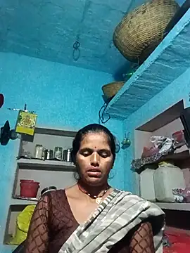 Snapshot of Mohni_cute chatting on October 14, 12:22 am Mohni cute online show from October 14, 12:22 am