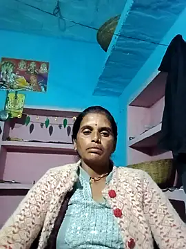 Snapshot of Mohni_cute chatting on November 16, 4:12 pm Mohni cute online show from November 16, 4:12 pm