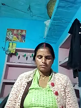 Snapshot of Mohni_cute chatting on November 19, 4:07 pm Mohni cute online show from November 19, 4:07 pm