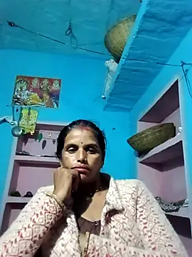 Snapshot of Mohni_cute chatting on November 27, 3:36 pm Mohni cute online show from November 27, 3:36 pm