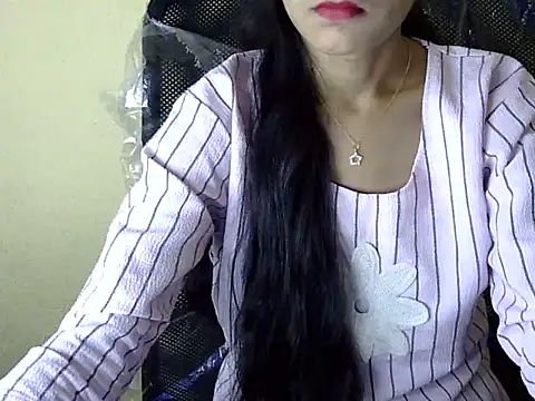 Snapshot of Shazi_1 chatting on November 30, 3:21 am Shazi 1 online show from November 30, 3:21 am