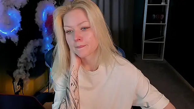 Callista a online show from April 28, 3:00 am
