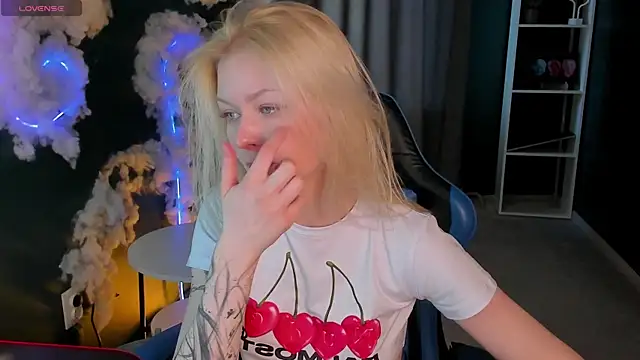 Callista a online show from April 30, 3:02 am