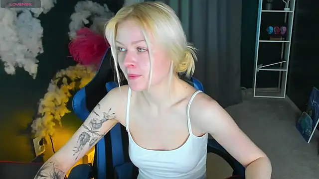 Callista a online show from May 12, 2:52 am