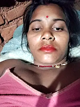 Katrina kaif143 online show from December 4, 10:51 pm