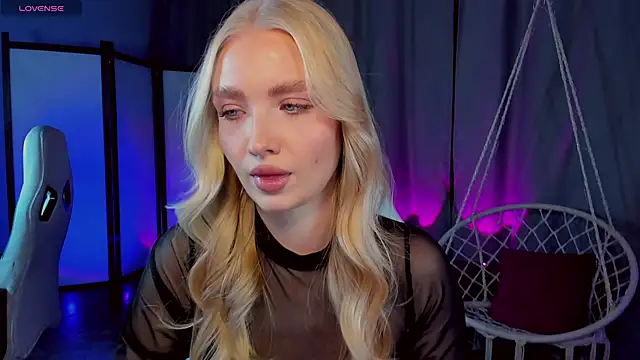 TessaGrays online show from December 22, 7:49 am