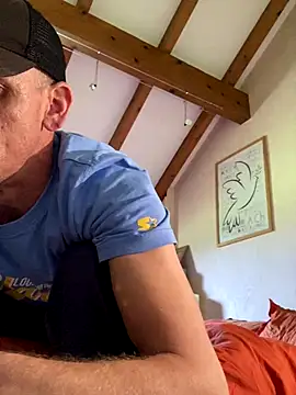 shorty-phat online show from November 10, 9:52 am