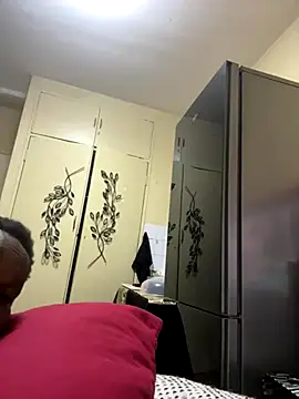 Snapshot of CynnxxxBarb chatting on October 24, 10:28 pm CynnxxxBarb online show from October 24, 10:28 pm