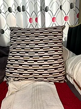 Snapshot of CynnxxxBarb chatting on November 12, 5:52 am CynnxxxBarb online show from November 12, 5:52 am