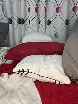 Snapshot of CynnxxxBarb chatting on November 29, 5:16 pm CynnxxxBarb online show from November 29, 5:16 pm