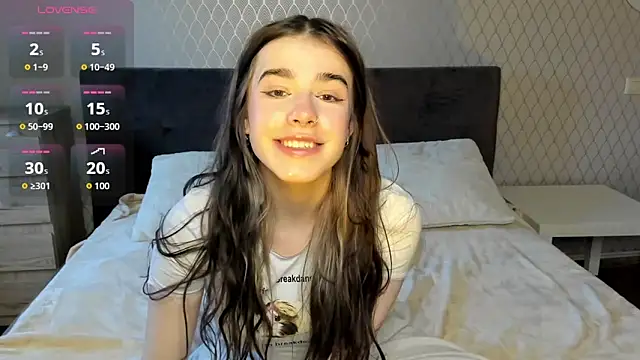 ShellyMoon  online show from September 29, 1:16 pm