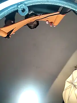 Valentina Squirt- online show from December 4, 9:07 am