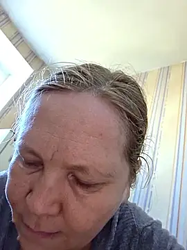 MikasXNiksssx online show from October 1, 8:42 am