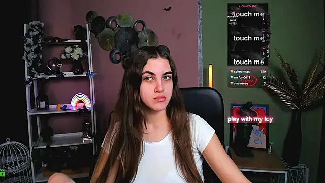 lina fox12 online show from December 4, 1:09 pm