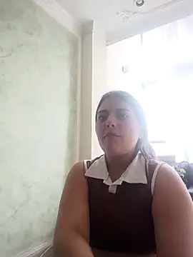 EmiilySttone online show from February 6, 3:59 pm