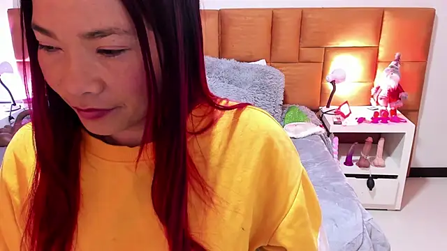 Snapshot of Mafe_Kailina chatting on December 5, 8:12 am Mafe Kailina online show from December 5, 8:12 am