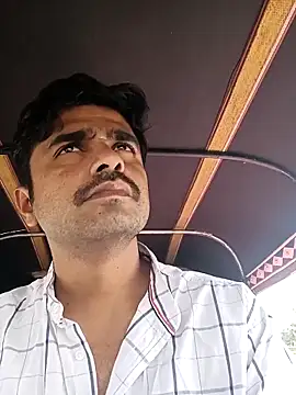 Snapshot of puneriboy32 chatting on November 12, 7:53 am puneriboy32 online show from November 12, 7:53 am