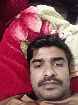 Snapshot of puneriboy32 chatting on November 17, 6:24 pm puneriboy32 online show from November 17, 6:24 pm