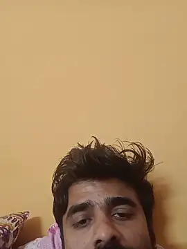 Snapshot of puneriboy32 chatting on December 2, 7:03 am puneriboy32 online show from December 2, 7:03 am