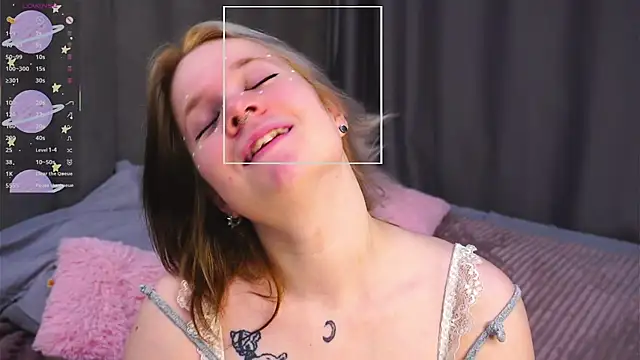 EviaVanveen online show from November 5, 7:52 am