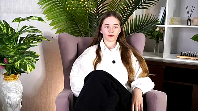 SheenaLoesche online show from October 6, 12:24 pm