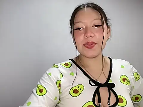 Rachel James   online show from December 19, 9:55 pm