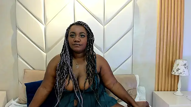 EmmaBrantt online show from November 29, 3:53 am