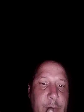 macKnd online show from October 31, 11:50 pm