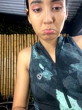 cloe taylor   online show from October 30, 2:46 am