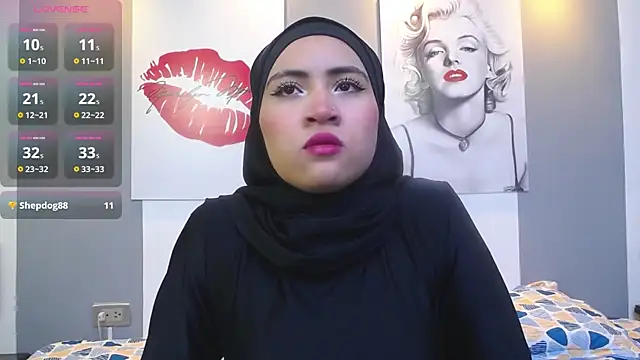 Snapshot of Neesha__ chatting on October 24, 7:43 pm Neesha online show from October 24, 7:43 pm