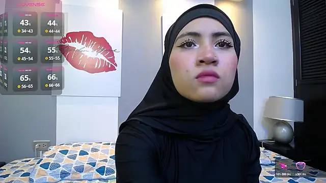 Snapshot of Neesha__ chatting on October 25, 8:25 pm Neesha online show from October 25, 8:25 pm