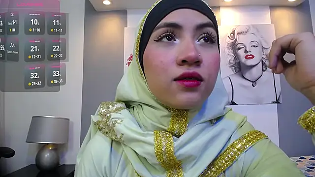 Snapshot of Neesha__ chatting on November 13, 7:13 pm Neesha online show from November 13, 7:13 pm