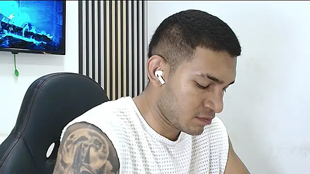 venedic bull online show from March 21, 8:45 pm