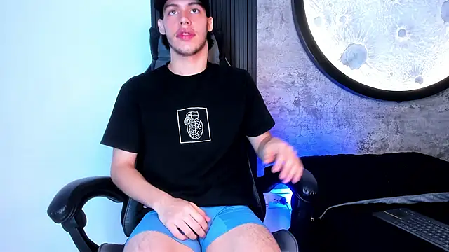 Lucian grey online show from November 8, 4:23 am