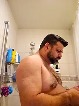 Roddog18 online show from November 5, 2:06 pm