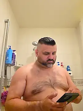 Roddog18 online show from July 22, 4:04 am