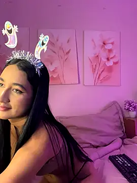 Nikolbrice online show from October 4, 7:45 pm