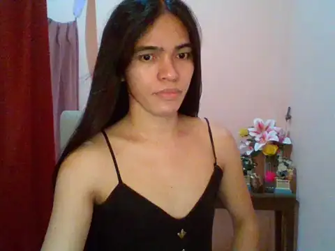sweet yummy69 online show from February 11, 10:37 pm