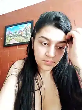 Snapshot of alejitasweet chatting on October 8, 2:47 pm alejitasweet online show from October 8, 2:47 pm