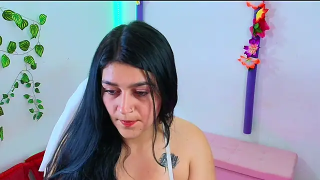 alejitasweet online show from February 5, 4:06 am