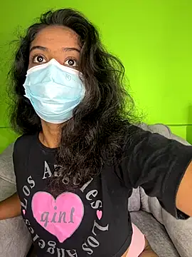 SukiyamaAsia online show from October 10, 7:40 am