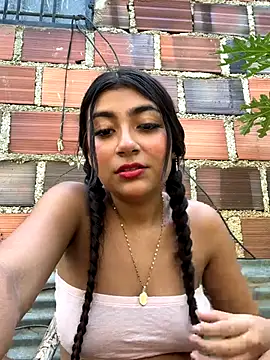 Snapshot of Sweed-virgin-pussy chatting on November 6, 3:02 pm Sweed-virgin-pussy online show from November 6, 3:02 pm