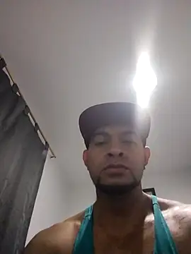 Snapshot of brunolex chatting on October 22, 5:08 am brunolex online show from October 22, 5:08 am