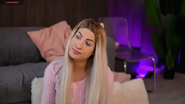 AuroraSins online show from January 16, 8:35 pm