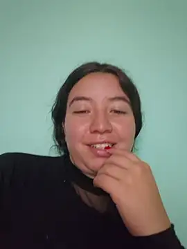 Snapshot of annyaparis chatting on November 5, 10:21 pm annyaparis online show from November 5, 10:21 pm