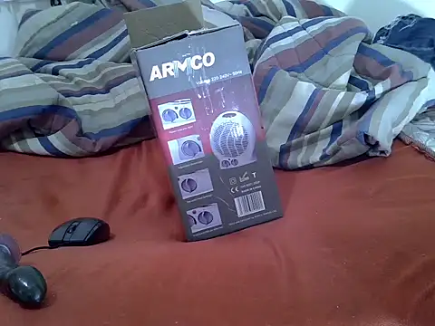 Snapshot of reneilwemat12 chatting on October 23, 7:56 pm reneilwemat12 online show from October 23, 7:56 pm