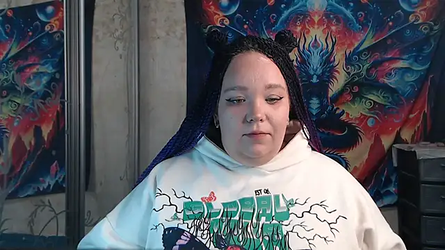 Sweet But Evil online show from September 30, 8:03 pm