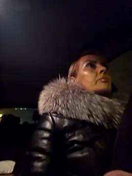 KirraWhite online show from December 17, 4:18 am